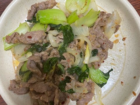 ラム肉と野菜の香草パン粉炒め